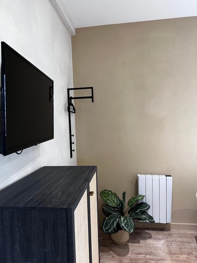 Myaka Appartement Wood Cholet Exteriör bild
